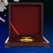 2011年1月：定制廣州市政府外事紀(jì)念品制作外事禮品贈(zèng)品